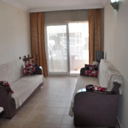 Basils Apartmanhotel 3*