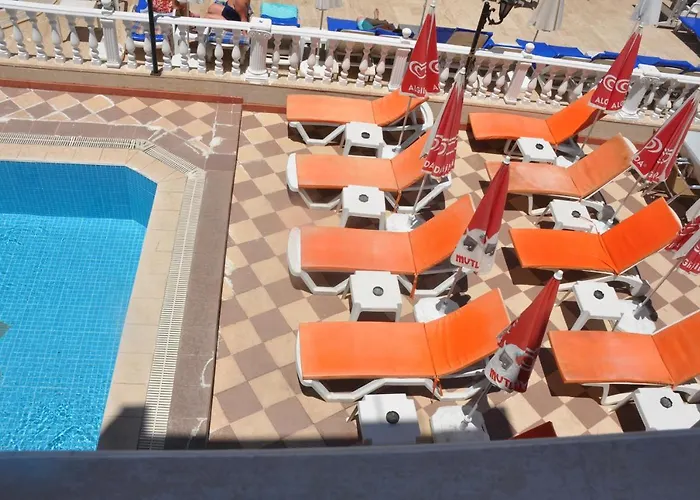 Lejlighedshotel Basils 3*