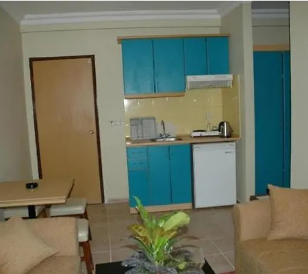 Basils Apart Otel
