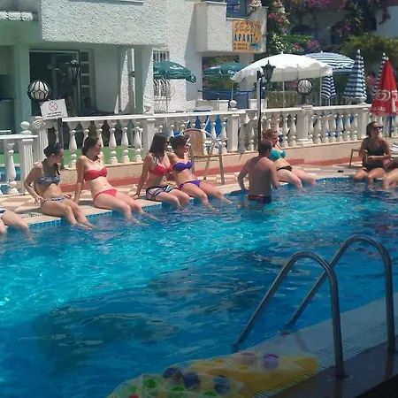 Basils Apart Otel 2*