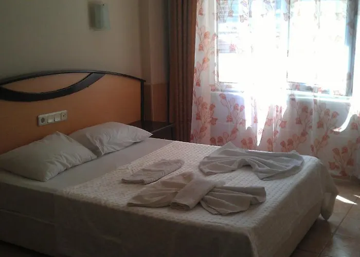 Hotel apartamentowy Basils 3*
