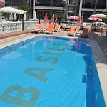 Basils Ξενοδοχείο με διαμερίσματα 3*