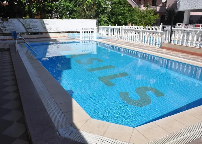 Basils Aparthotel Marmaris